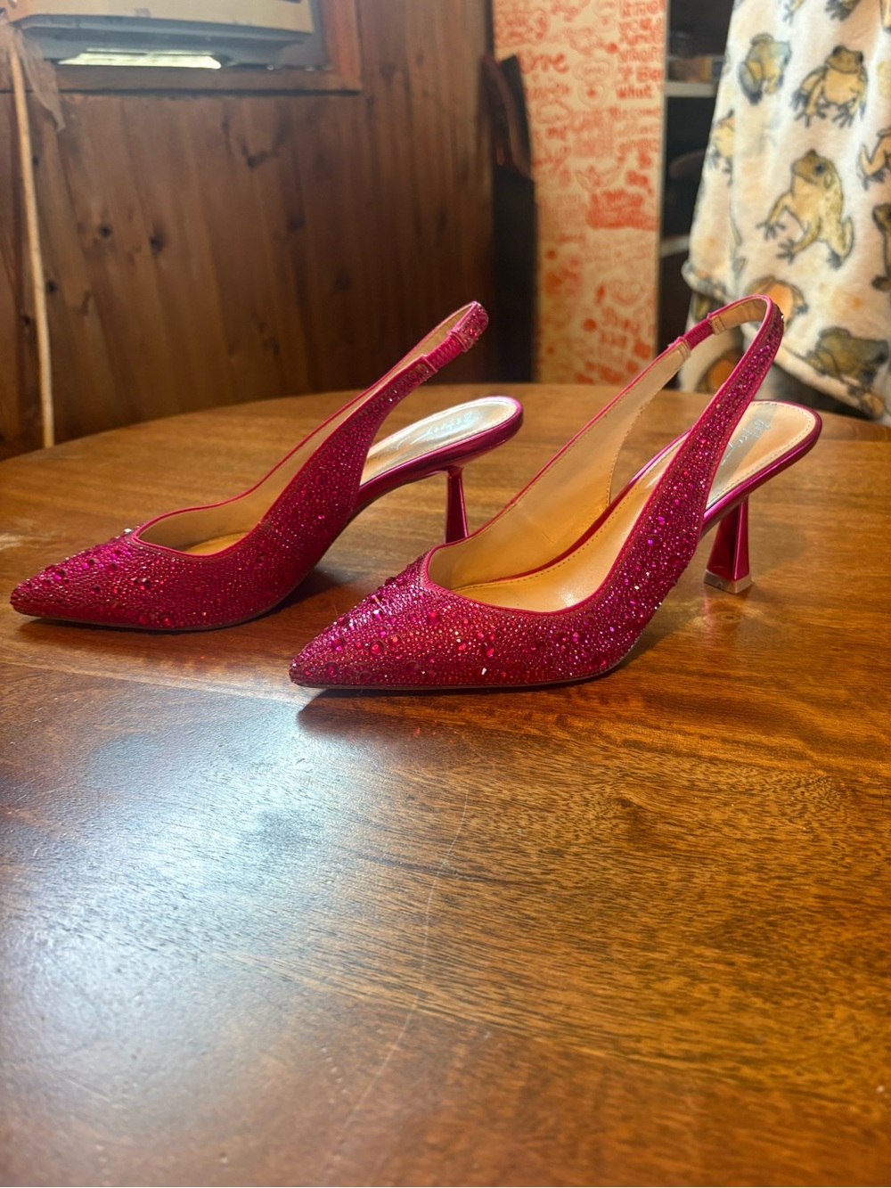 Betsey Johnson Sparkling Hot Pink Slingback Pointed-Toe Heels
